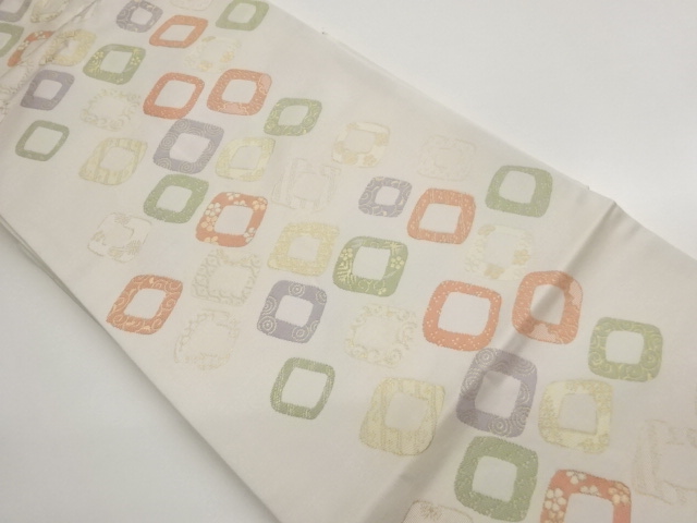 JAPANESE KIMONO / NEWLY WOVEN FABRIC: VARIATION OF DIAMOND PATTERN / F